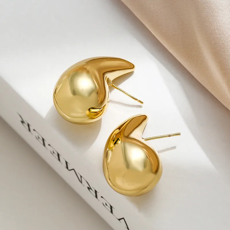 earrings droops