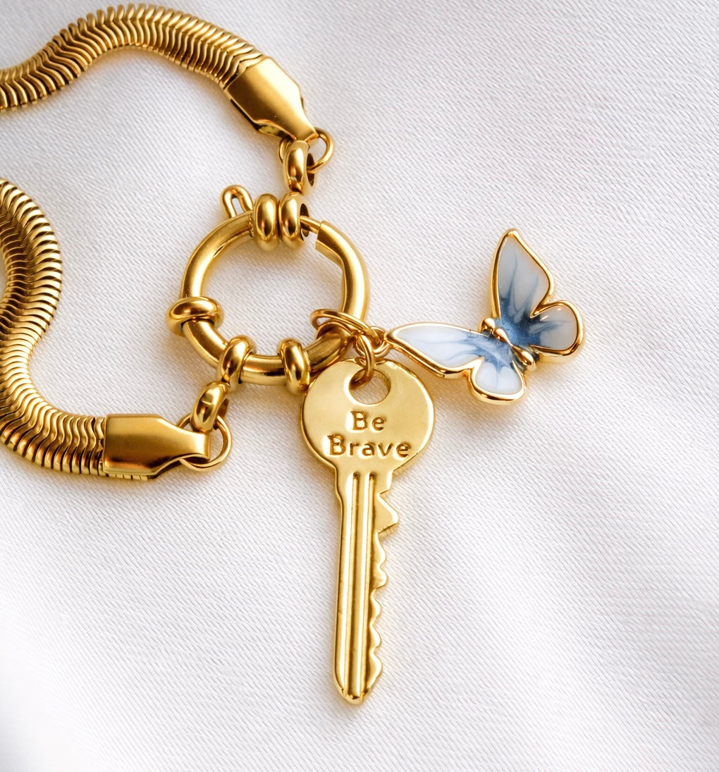 Necklace Be brave